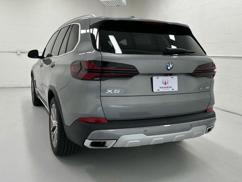 Used 2026 BMW X5 xDrive40i w/ Climate Comfort Package image 8