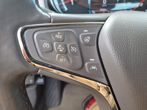 Used 2018 Chevrolet Cruze Premier image 23