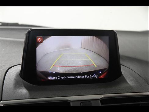 Used 2018 MAZDA MAZDA3 Sport w/ Preferred Equipment Package image 12