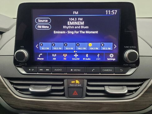 Used 2023 Nissan Altima 2.5 SV image 25