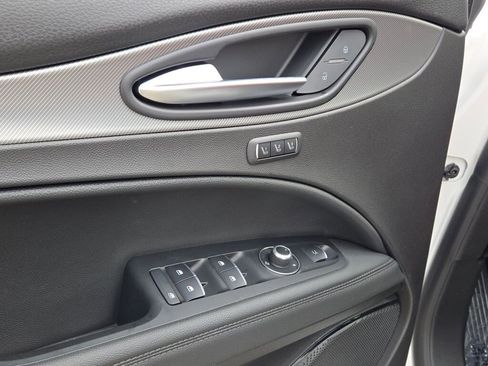 New 2025 Alfa Romeo Stelvio Sprint image 22