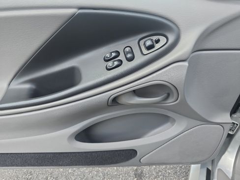 Used 2001 Ford Mustang GT RWD image 15