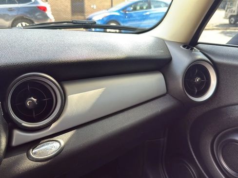 Used 2013 MINI Cooper Hardtop FWD image 25