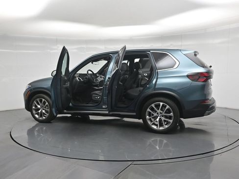 Used 2024 BMW X5 sDrive40i w/ Premium Package RWD image 35