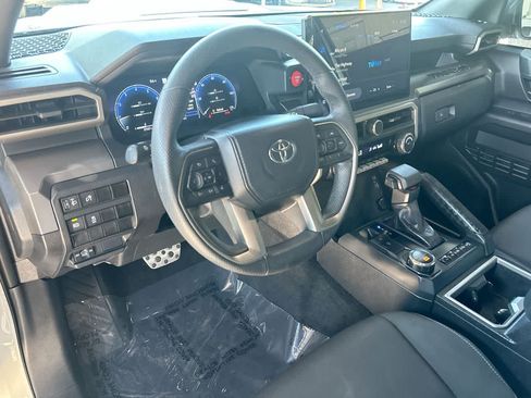 Used 2024 Toyota Tacoma TRD Sport RWD image 13