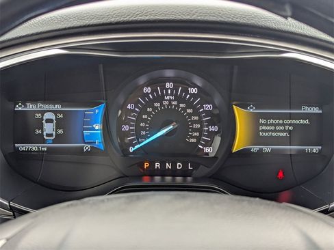 Used 2020 Ford Fusion SE image 13