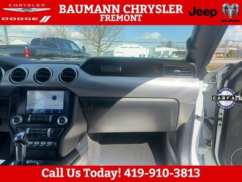 Used 2022 Ford Mustang Premium RWD image 13