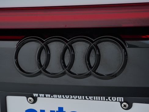 Used 2023 Audi Q8 Premium Plus w/ Premium Plus Package AWD/4WD image 7