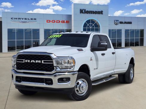 Used 2024 RAM 3500 Big Horn AWD/4WD image 1