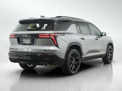 Used 2024 Chevrolet Traverse RS w/ LPO, Floor Liner Package AWD/4WD image 5