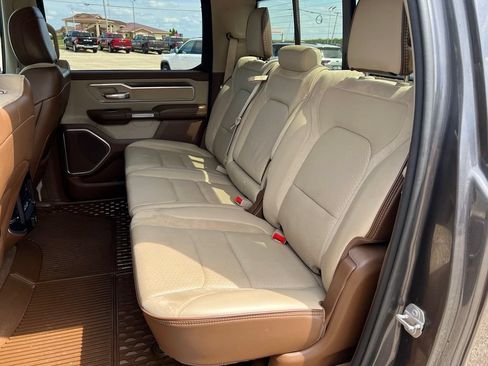 Used 2020 RAM 1500 Laramie AWD/4WD image 23