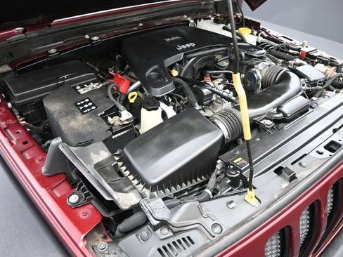 Used 2021 Jeep Wrangler Unlimited Sport AWD/4WD image 42