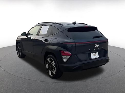 Used 2025 Hyundai Kona SEL image 12