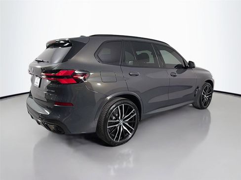 New 2026 BMW X5 xDrive40i w/ M Sport Package AWD/4WD image 6