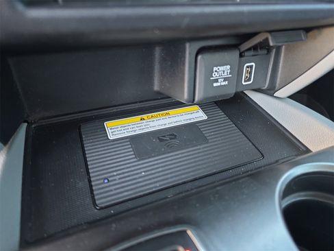 Certified 2022 Honda Pilot Special Edition image 21