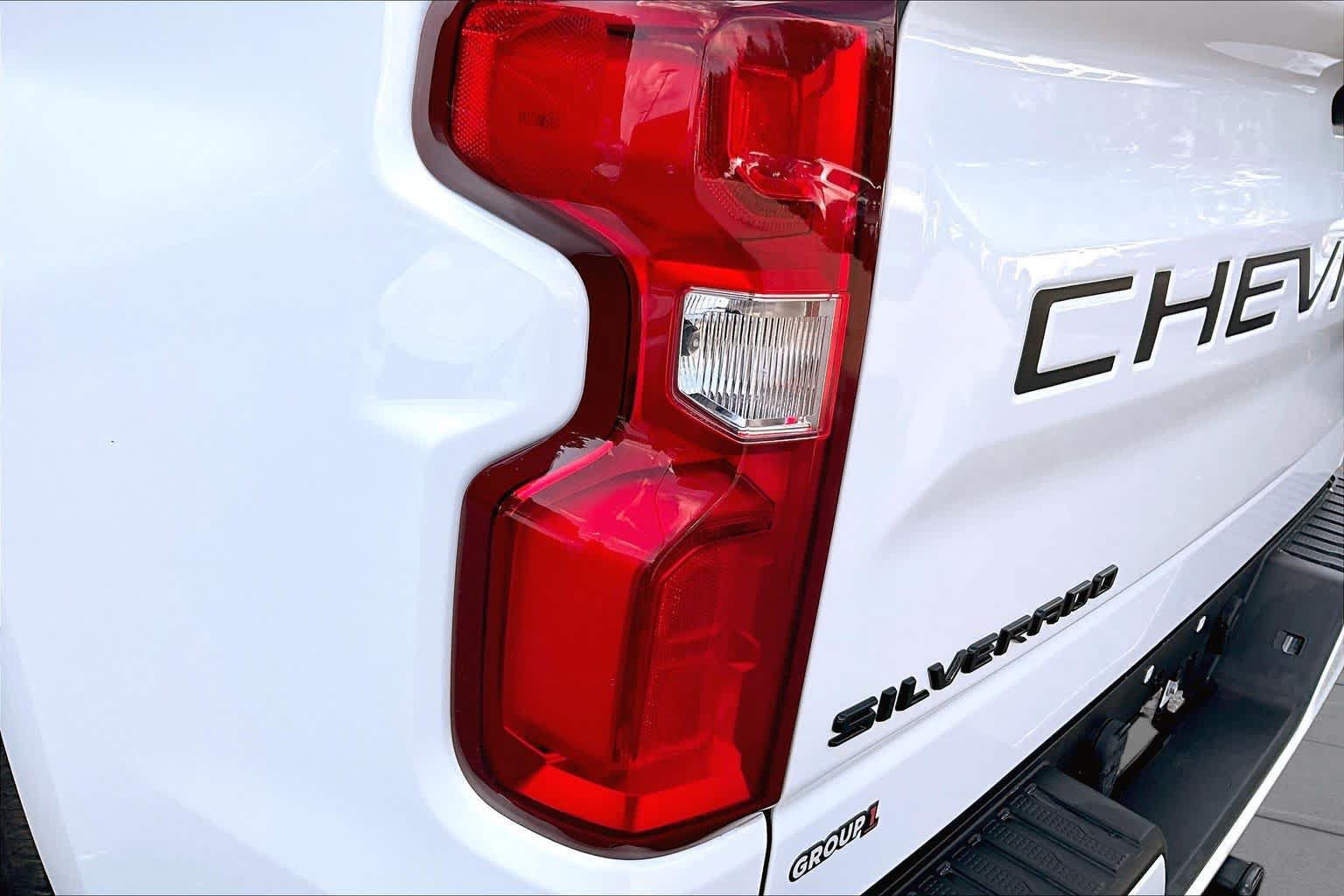 Used 2024 Chevrolet Silverado 1500 RST w/ Protection Package AWD/4WD image 26