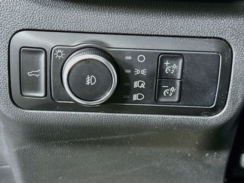 Used 2025 Ford Escape Platinum AWD/4WD image 17