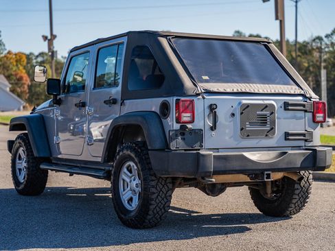 Used 2013 Jeep Wrangler Unlimited Sport w/ Connectivity Group image 5