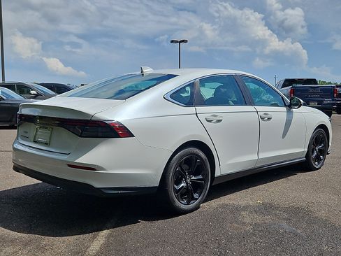 Used 2023 Honda Accord LX image 6