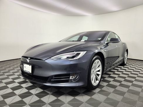 Used 2019 Tesla Model S Long Range AWD/4WD image 1