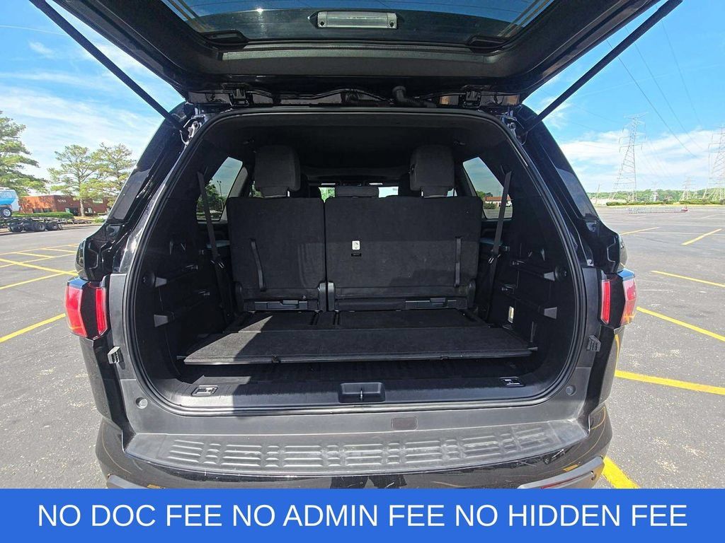 Used 2025 Toyota Sequoia SR5 AWD/4WD image 16