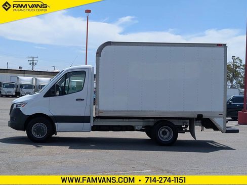 Used 2024 Mercedes-Benz Sprinter 4500 image 4