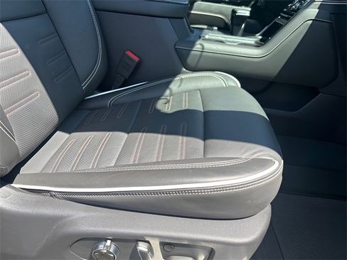 Used 2024 GMC Sierra 1500 AT4X image 56