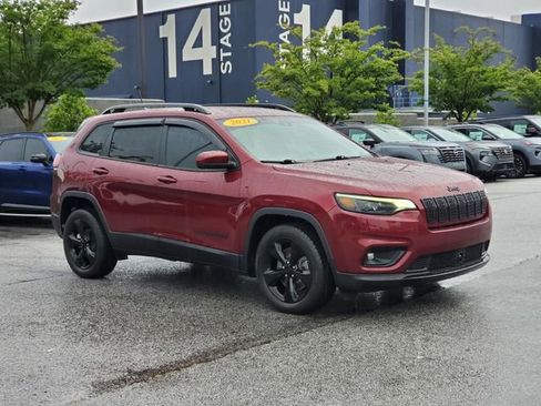 Used 2021 Jeep Cherokee Latitude Plus FWD image 1