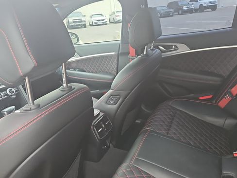 Used 2023 Genesis G70 3.3T w/ Sport Prestige Package image 11