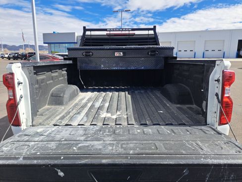 Used 2021 Chevrolet Silverado 2500 LT image 7