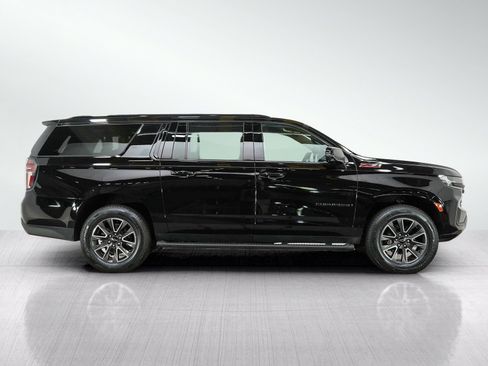 Used 2023 Chevrolet Suburban Z71 w/ Luxury Package AWD/4WD image 6