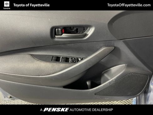 Used 2025 Toyota Corolla LE FWD image 28