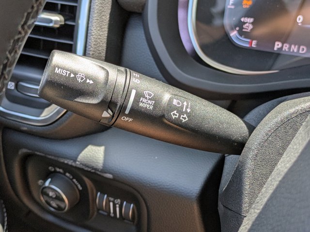 Used 2025 RAM 2500 Laramie RWD image 29