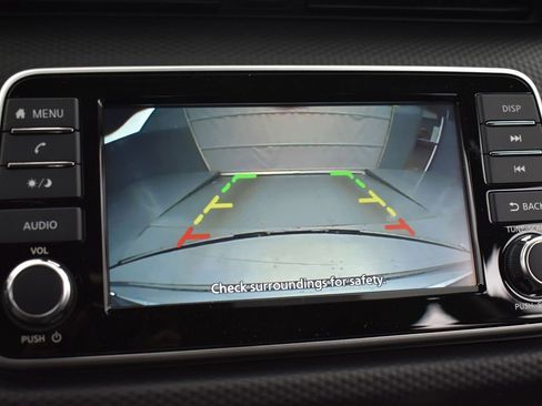 New 2025 Nissan Kicks Play S image 11