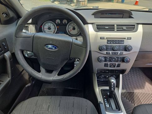 Used 2009 Ford Focus SE FWD image 26