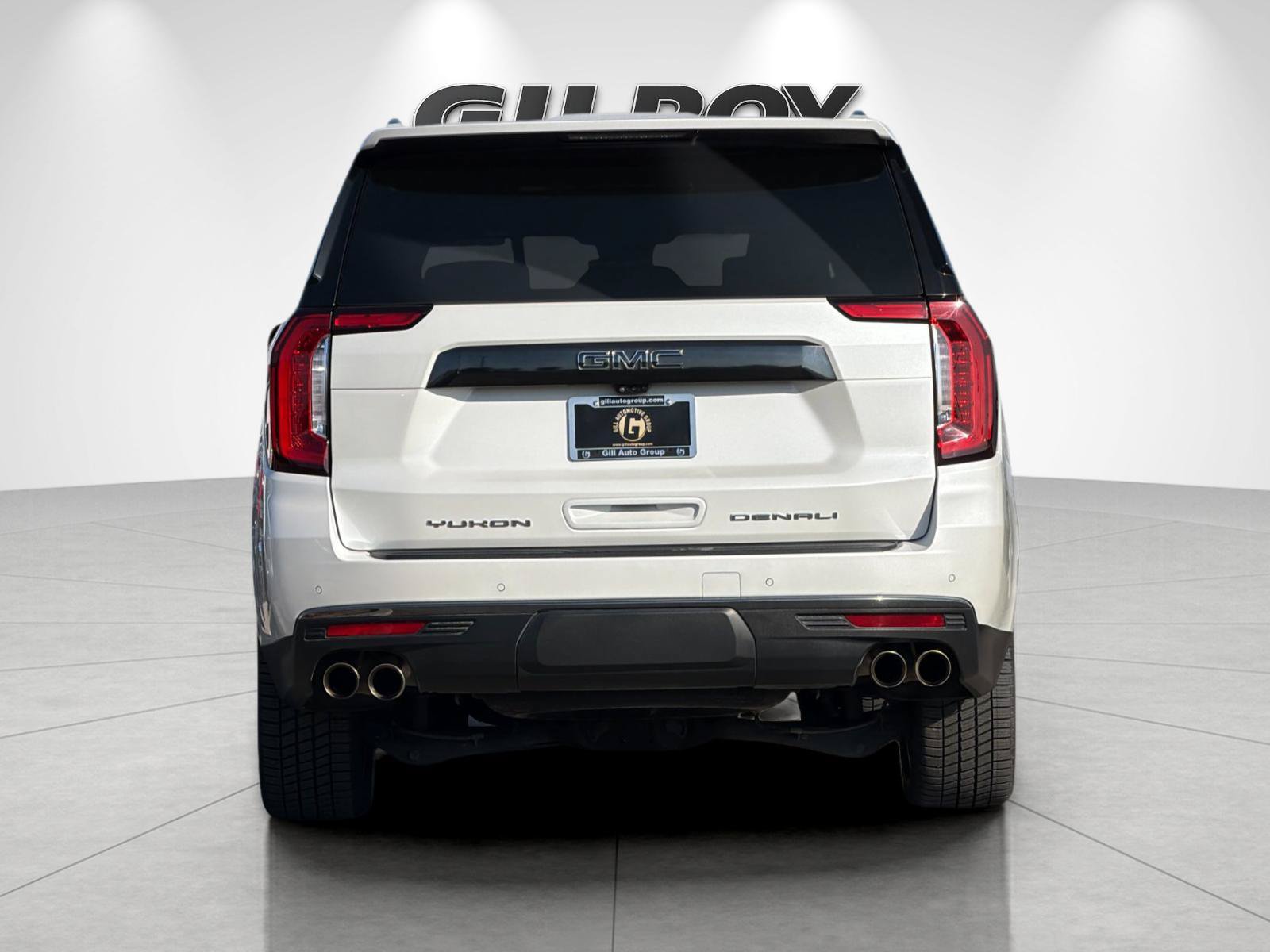 Used 2023 GMC Yukon XL Denali Ultimate AWD/4WD image 4