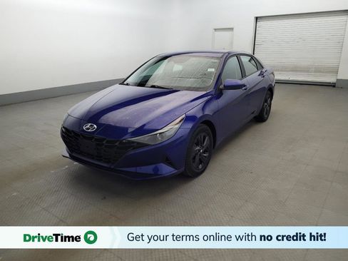 Used 2022 Hyundai Elantra SEL w/ Cargo Package image 1