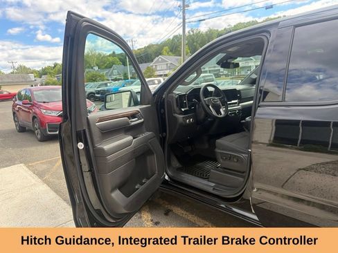 Used 2025 GMC Sierra 1500 Elevation AWD/4WD image 10