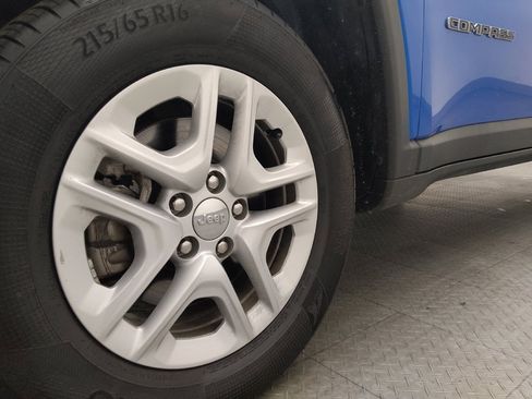 Used 2021 Jeep Compass Sport image 31