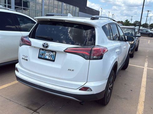 Used 2018 Toyota RAV4 XLE w/ Plus Extra Value Package FWD image 8