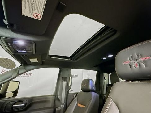 Used 2020 GMC Sierra 2500 AT4 w/ AT4 Premium Package AWD/4WD image 24