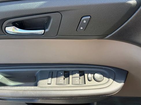 Used 2013 GMC Acadia SLT AWD/4WD image 20