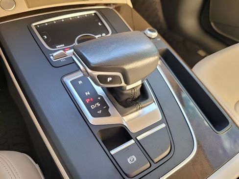 Used 2018 Audi Q5 2.0T Premium Plus image 23