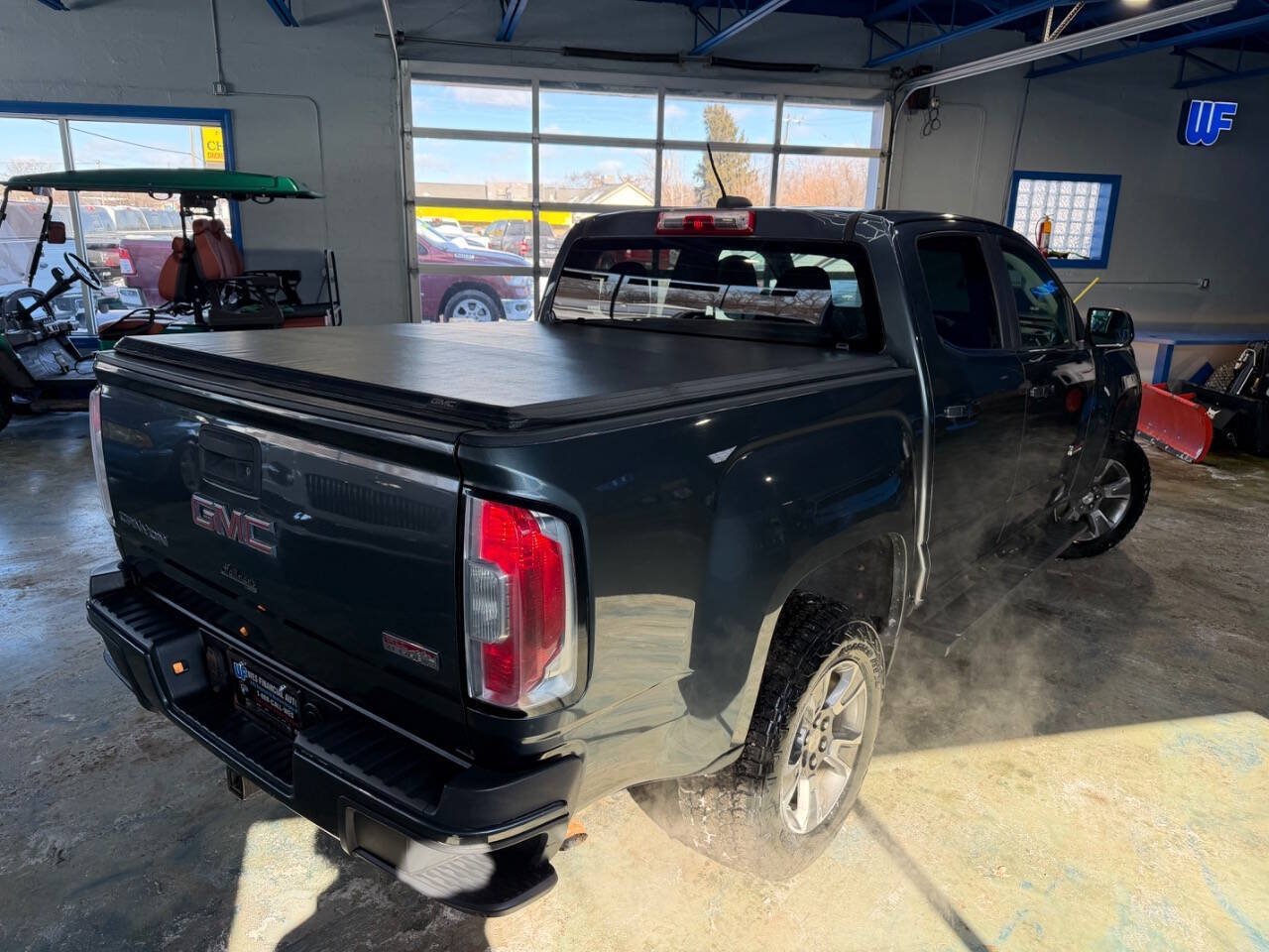 Used 2015 GMC Canyon SLE AWD/4WD image 2