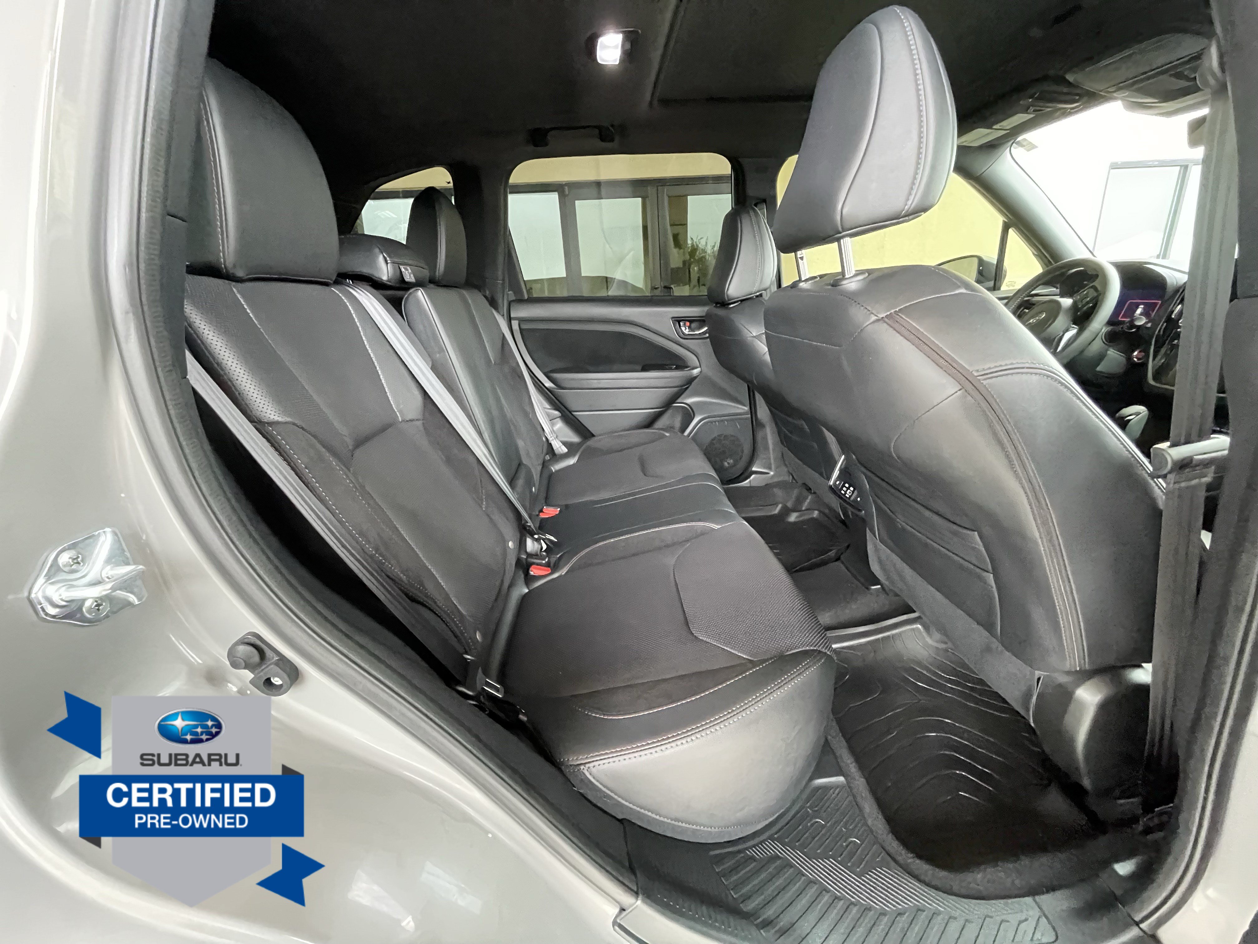 Used 2025 Subaru Forester Touring AWD/4WD image 12