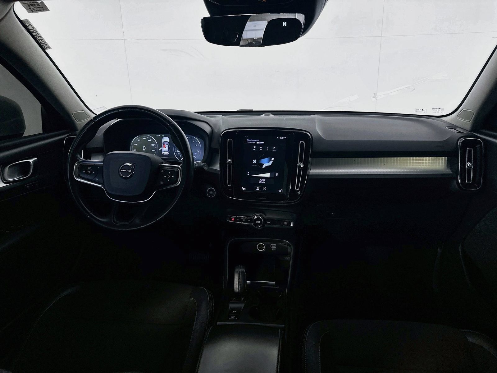 Used 2020 Volvo XC40 T5 Momentum AWD/4WD image 22