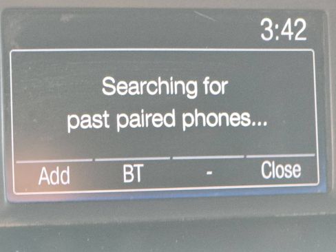 Used 2018 Ford Focus ST FWD image 4
