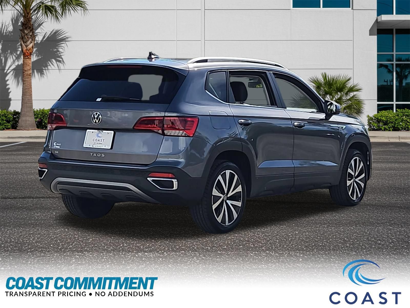 Used 2022 Volkswagen Taos SE FWD image 5