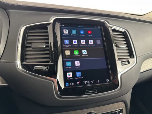 Used 2023 Volvo XC90 T8 Ultimate image 18