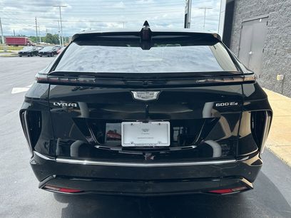 New 2025 Cadillac Lyriq Luxury